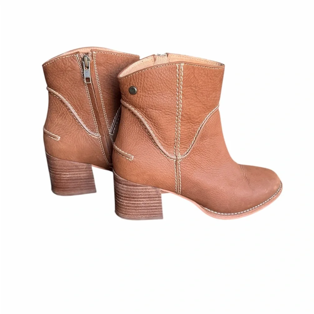 UGG Annie Brown Ankle Booties Size 7 - Picture 6 of 10